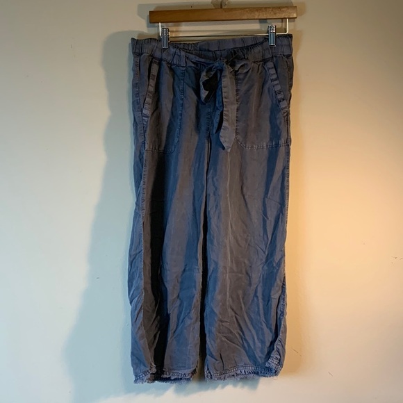 Susina Tencel Lyocell Raw Hem Wide Leg Pants in Ebony Gray Lounge Cropped XS - Picture 4 of 14